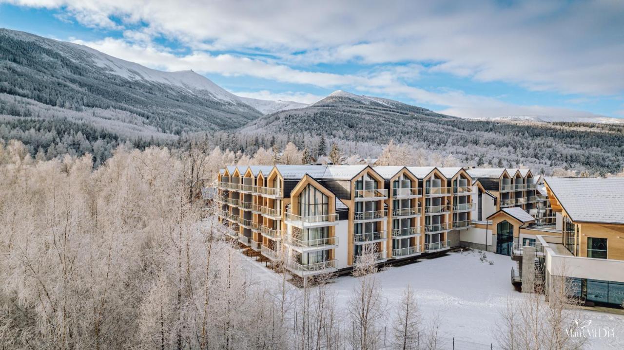 Green Mountain 5* Hotel カルパッチ エクステリア 写真 The Village at Sun Peaks