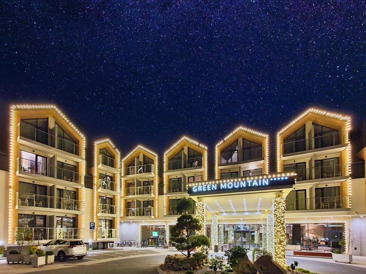 Green Mountain 5* Hotel カルパッチ エクステリア 写真 Green Mountain Resort