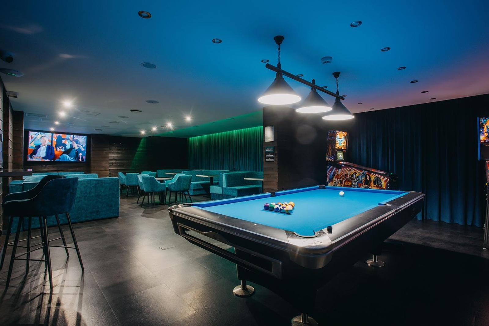 Green Mountain 5* Hotel カルパッチ エクステリア 写真 The Billiard Room
