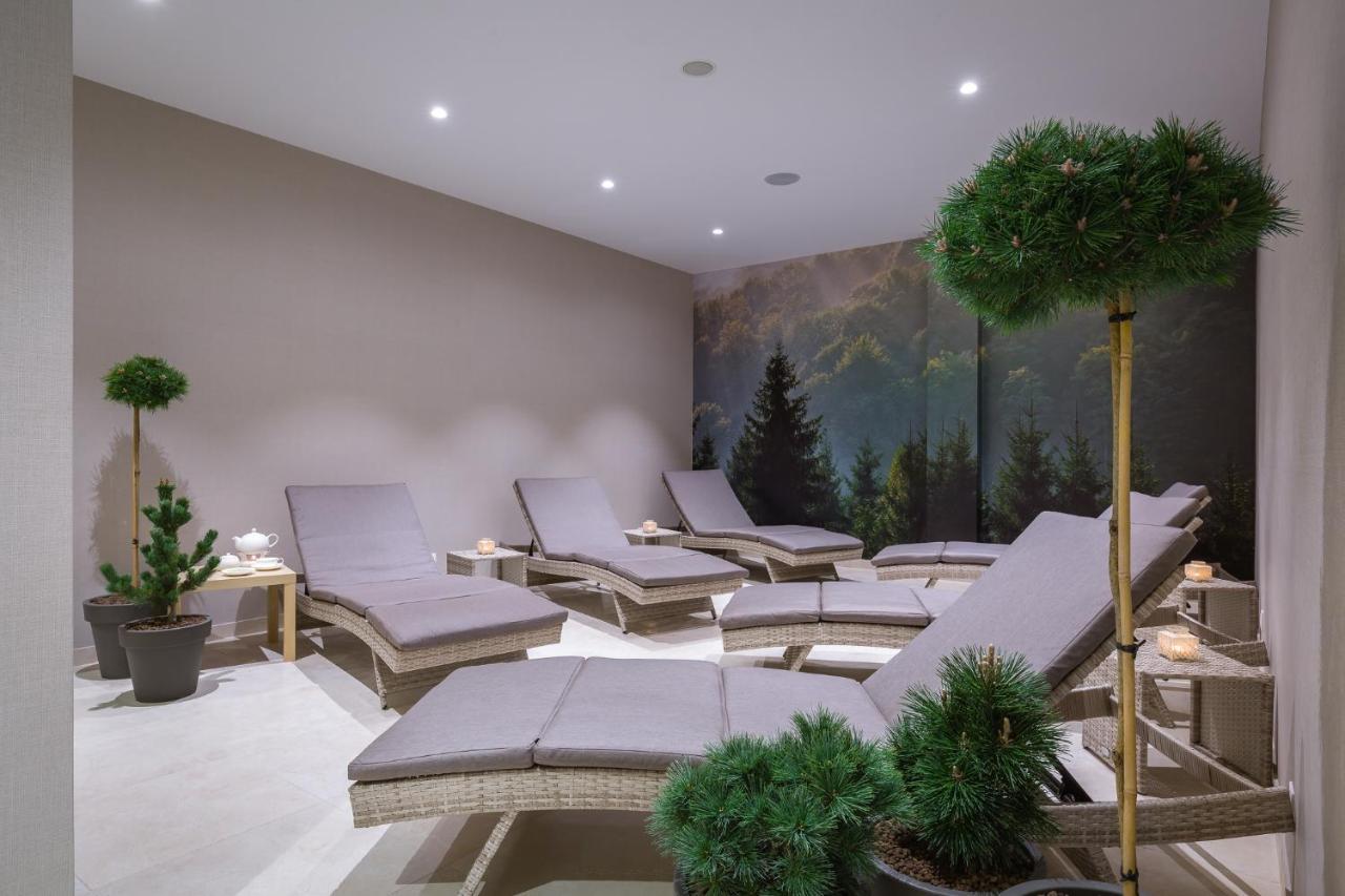 Green Mountain 5* Hotel カルパッチ エクステリア 写真 A relaxation room