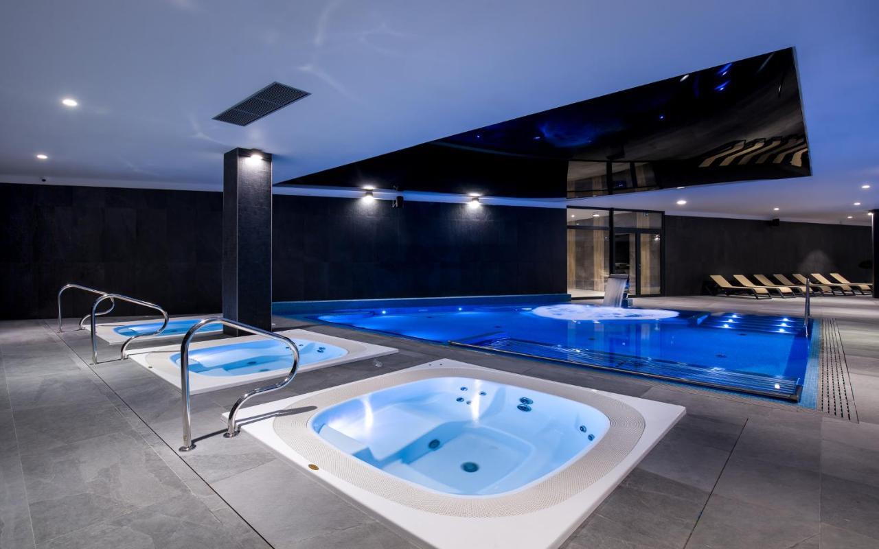 Green Mountain 5* Hotel カルパッチ エクステリア 写真 The spa at The Dorchester